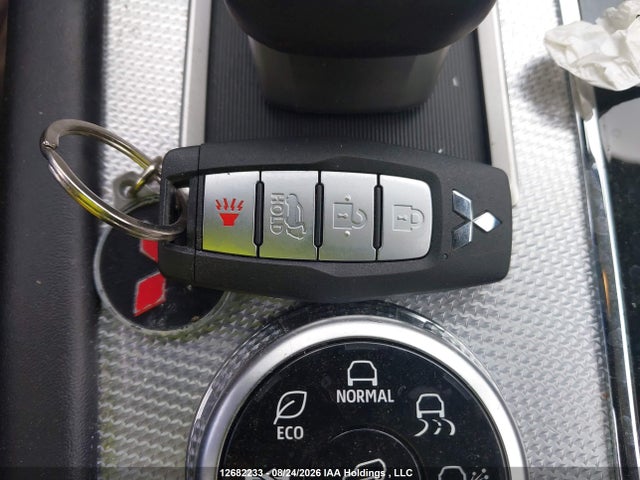 Mitsubishi OUTLANDER PHEV 2025 JA4T5WA93SZ603306 Image 10