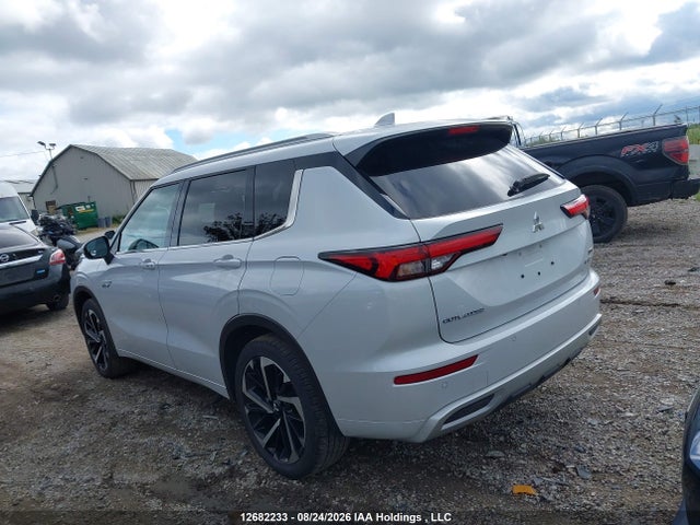 Mitsubishi OUTLANDER PHEV 2025 JA4T5WA93SZ603306 Image 3