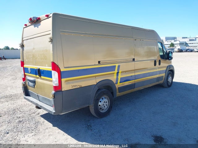 12682256 :رقم المزاد ، 3C6URVJG0FE506760 vin ، 2015 Ram Promaster 3500 3500 High مزاد بيع