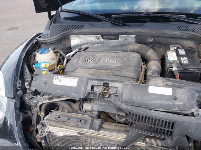 12682268 :رقم المزاد ، 3VWH07AT8EM663757 vin ، 2014 Volkswagen Beetle Turbo مزاد بيع