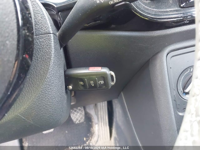 12682268 :رقم المزاد ، 3VWH07AT8EM663757 vin ، 2014 Volkswagen Beetle Turbo مزاد بيع
