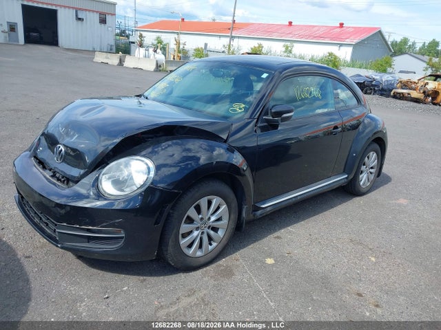 12682268 :رقم المزاد ، 3VWH07AT8EM663757 vin ، 2014 Volkswagen Beetle Turbo مزاد بيع