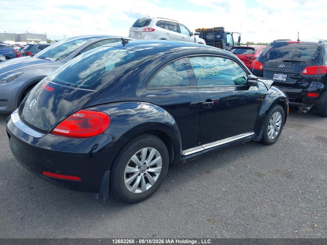 12682268 :رقم المزاد ، 3VWH07AT8EM663757 vin ، 2014 Volkswagen Beetle Turbo مزاد بيع
