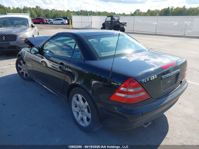 Продажа на аукционе авто 2001 Mercedes-benz Slk 230, vin: WDBKK49FX1F173491, номер лота: 12682285