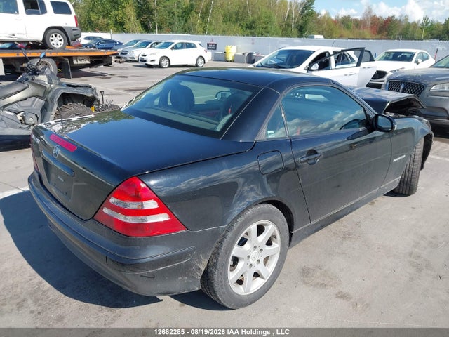 Продажа на аукционе авто 2001 Mercedes-benz Slk 230, vin: WDBKK49FX1F173491, номер лота: 12682285