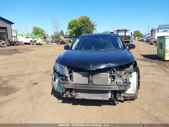 2LMPJ8LR7JBL37625 Lincoln Mkx Reserve
