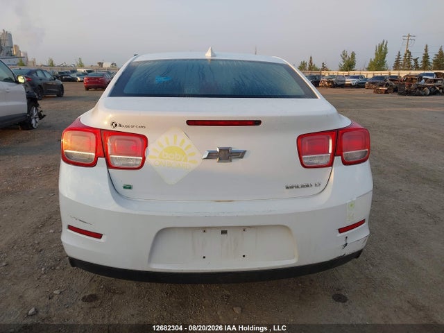 1G11C5SL4FU124105 Chevrolet MALIBU 1LT