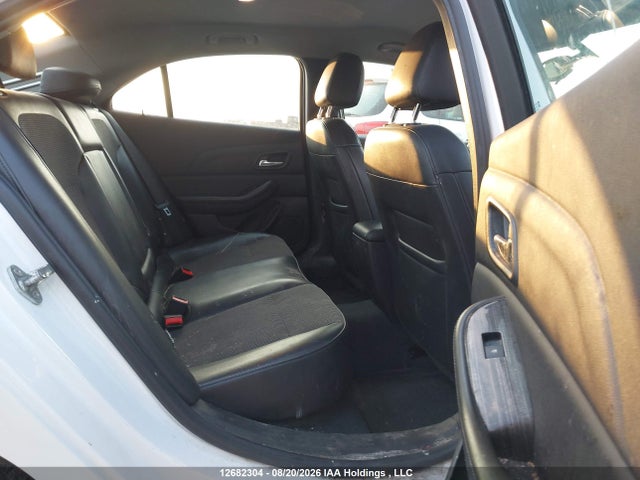 1G11C5SL4FU124105 Chevrolet MALIBU 1LT