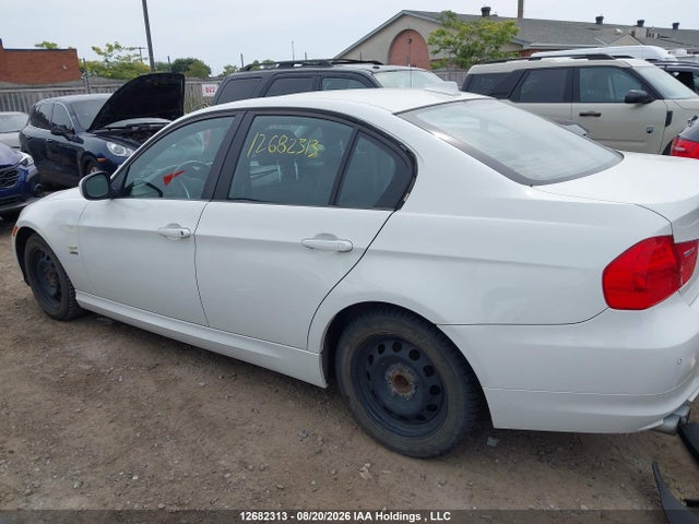 Продажа на аукционе авто 2011 Bmw 3 Series, vin: WBAPK7G55BNN70081, номер лота: 12682313