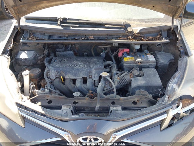 VNKKTUD30FA051164 Toyota YARIS LE