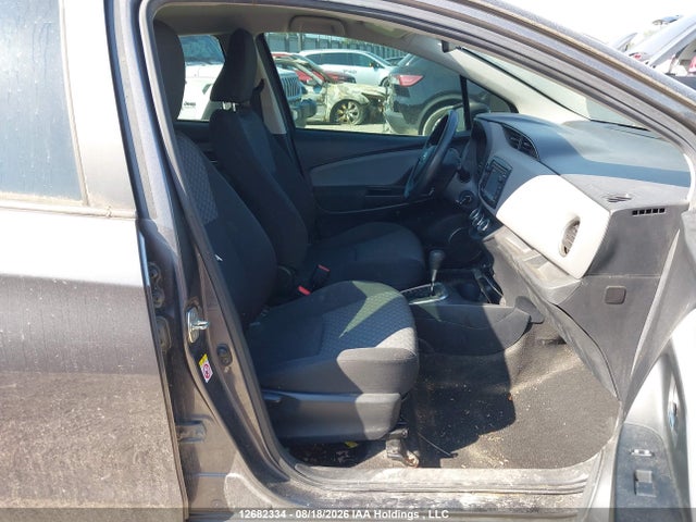 VNKKTUD30FA051164 Toyota YARIS LE
