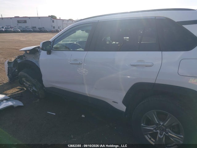 2T3BWRFV4RW230700 Toyota Rav4 Hybrid Le