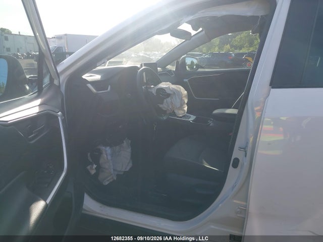 2T3BWRFV4RW230700 Toyota Rav4 Hybrid Le
