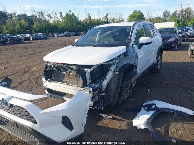 2T3BWRFV4RW230700 Toyota Rav4 Hybrid Le