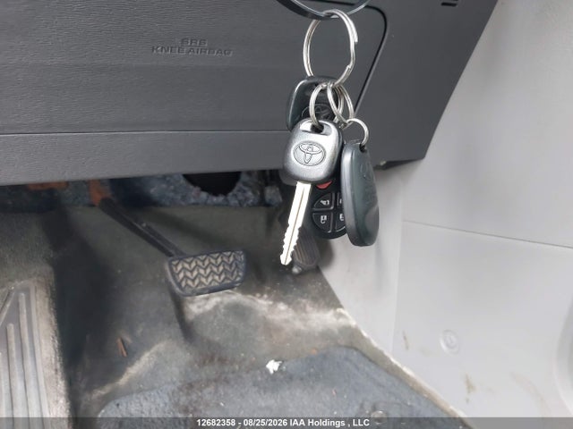 5TDKK3DCXGS716209 Toyota Sienna Le 8 Passenger