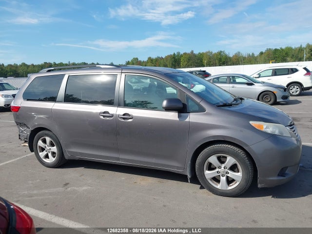 5TDKK3DCXGS716209 Toyota Sienna Le 8 Passenger