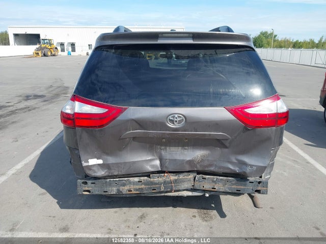 5TDKK3DCXGS716209 Toyota Sienna Le 8 Passenger