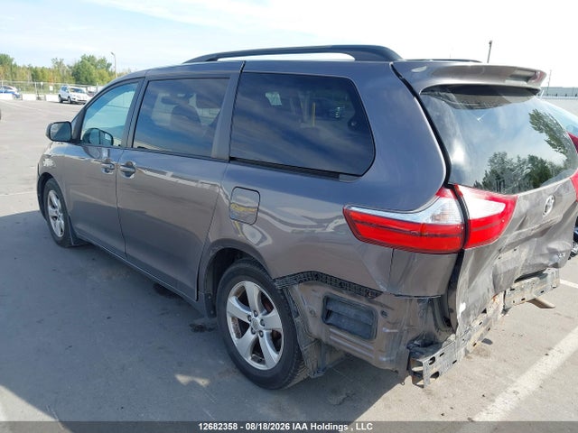 5TDKK3DCXGS716209 Toyota Sienna Le 8 Passenger