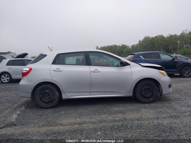 12682371 :رقم المزاد ، 2T1KU4EE8BC639437 vin ، 2011 Toyota Corolla Matrix مزاد بيع