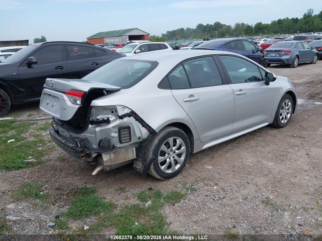 12682378 :رقم المزاد ، 5YFBPMBE6NP341811 vin ، 2022 Toyota Corolla Le/xle مزاد بيع