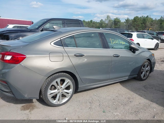 1G1BF5SM0H7131641 Chevrolet Cruze Premier Auto