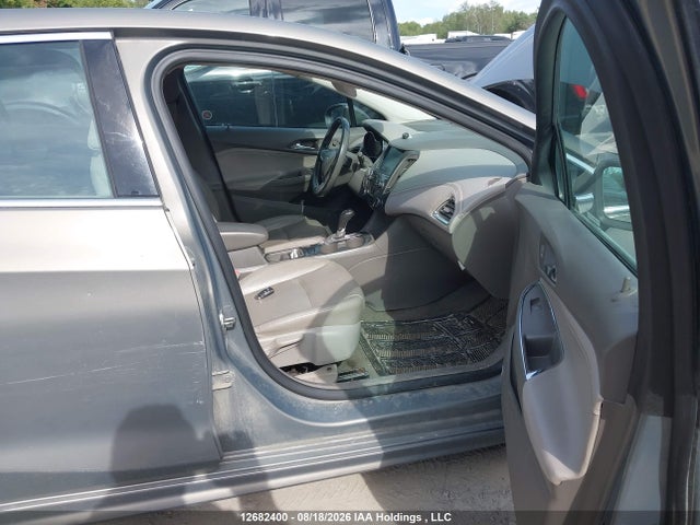 1G1BF5SM0H7131641 Chevrolet Cruze Premier Auto