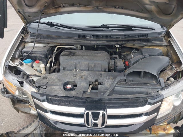 12682402 :رقم المزاد ، 5FNRL5H41FB512282 vin ، 2015 Honda Odyssey Ex مزاد بيع