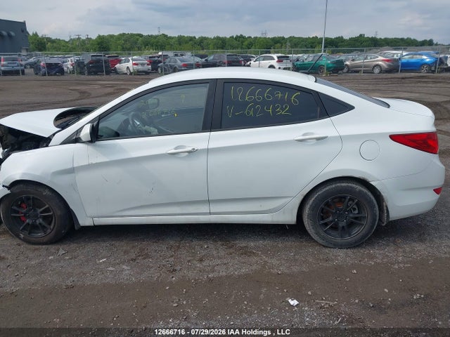 2014 Hyundai Accent Gl მანქანა იყიდება აუქციონზე, vin: KMHCT4AE6EU612432, აუქციონის ნომერი: 12666716