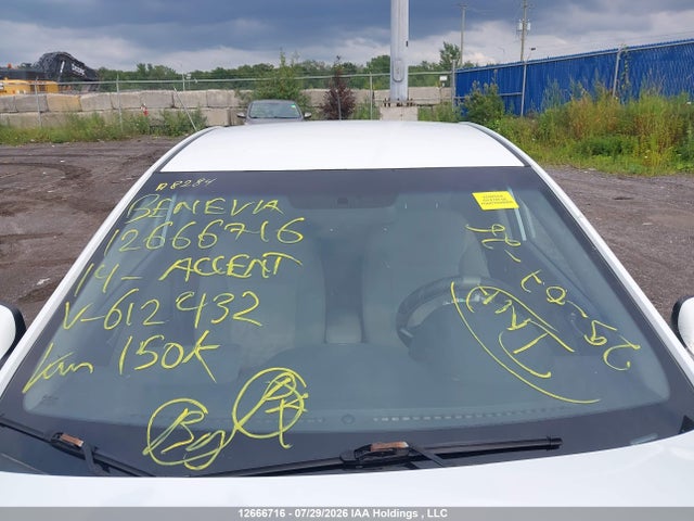 2014 Hyundai Accent Gl მანქანა იყიდება აუქციონზე, vin: KMHCT4AE6EU612432, აუქციონის ნომერი: 12666716