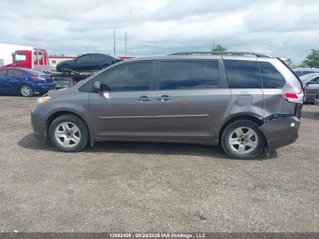 Toyota Sienna Le 7 Passenger 2014 5TDJK3DC9ES088961 Image 14
