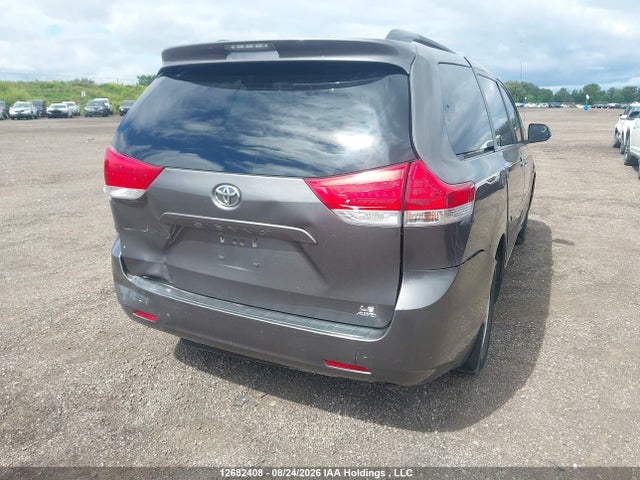 Toyota Sienna Le 7 Passenger 2014 5TDJK3DC9ES088961 Image 4