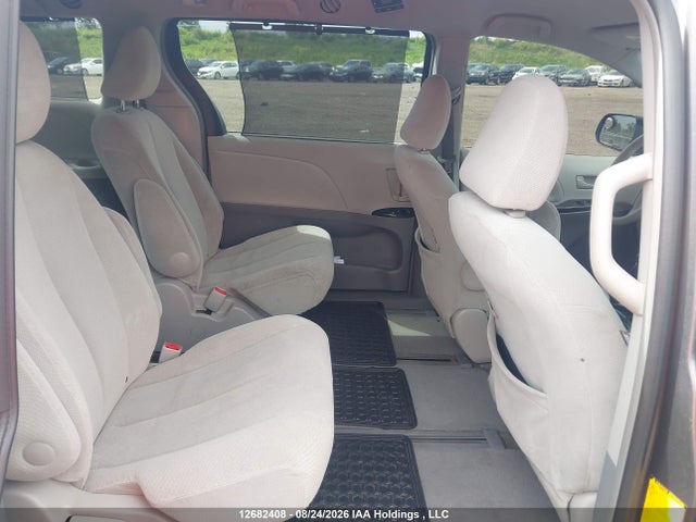 Toyota Sienna Le 7 Passenger 2014 5TDJK3DC9ES088961 Image 8