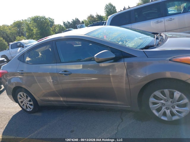2013 Hyundai Elantra Gl მანქანა იყიდება აუქციონზე, vin: 5NPDH4AE4DH228359, აუქციონის ნომერი: 12674240