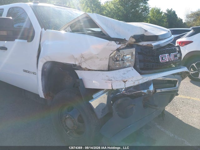 Продаж на аукціоні авто 2011 Gmc Sierra 3500hd Sle, vin: 1GT423C80BF220852, номер лоту: 12674369
