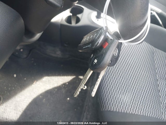 12682413 :رقم المزاد ، 3N1CK3CP2HL263870 vin ، 2017 Nissan Micra S/sr/sv مزاد بيع