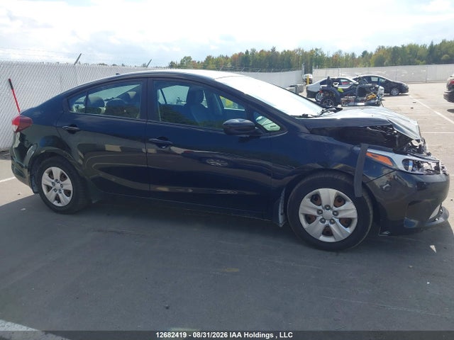 12682419 :رقم المزاد ، 3KPFL4A77HE033326 vin ، 2017 Kia Forte Ex/ex Luxury/ex+/lx/lx+ مزاد بيع