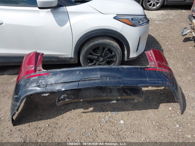 Buick Enclave Essence 2018 5GAEVAKW7JJ192707 Image 12