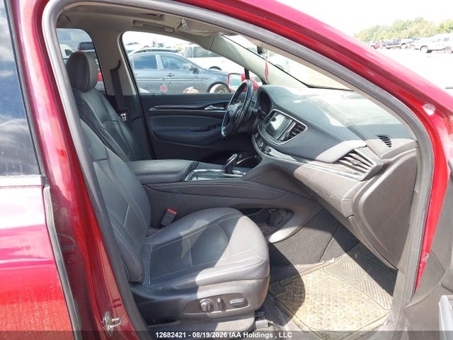 Buick Enclave Essence 2018 5GAEVAKW7JJ192707 Image 5