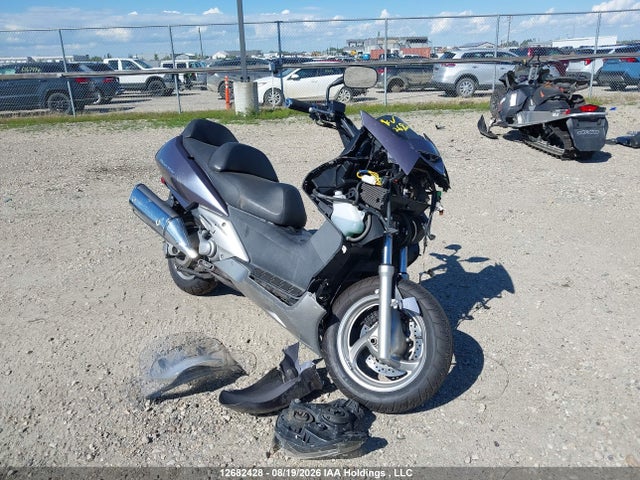 12682428 :رقم المزاد ، JH2PF016X7K200051 vin ، 2007 Honda Fsc600 A مزاد بيع