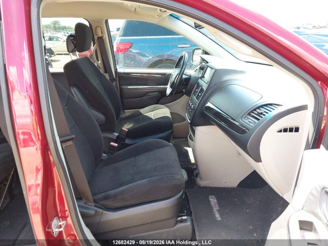 2C4RDGBGXER141833 Dodge Grand Caravan Se/sxt