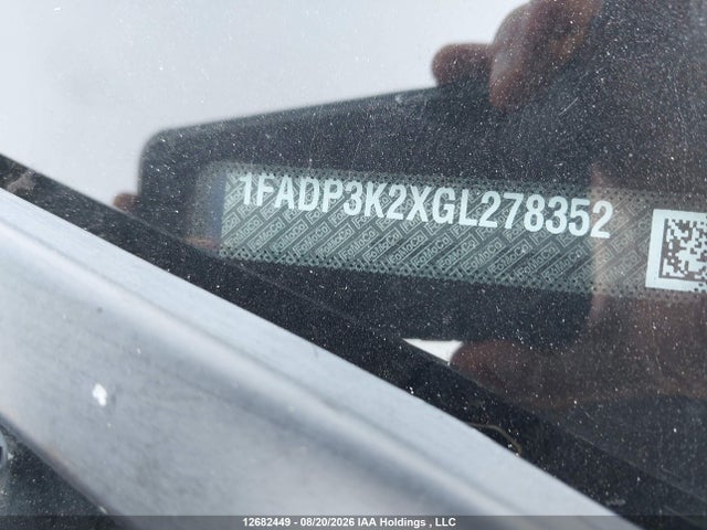 1FADP3K2XGL278352 Ford FOCUS SE