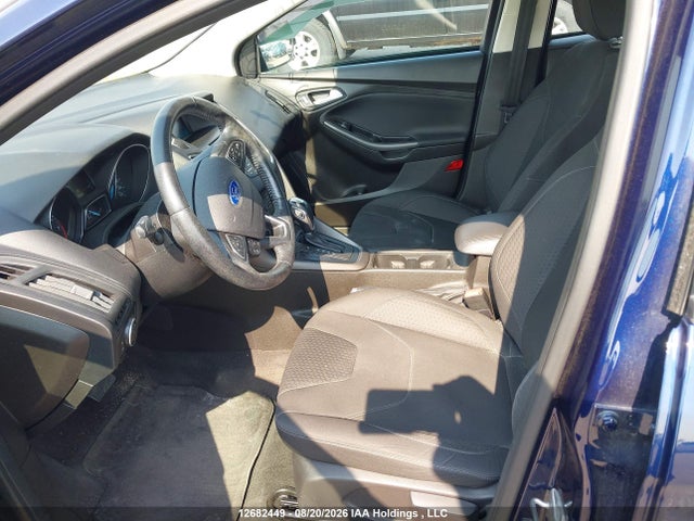 1FADP3K2XGL278352 Ford FOCUS SE