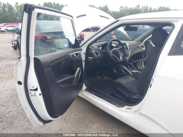 Продаж на аукціоні авто 2014 Hyundai Veloster, vin: KMHTC6AD4EU193838, номер лоту: 12682466