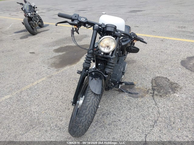 12682516 :رقم المزاد ، 5HD1LC3A8BC409437 vin ، 2011 Harley-davidson Xl1200 X مزاد بيع