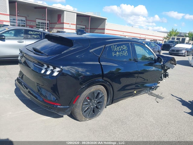 Ford Mustang Mach-e Premium 2025 3FMTK3SU0SMA45203 Image 4