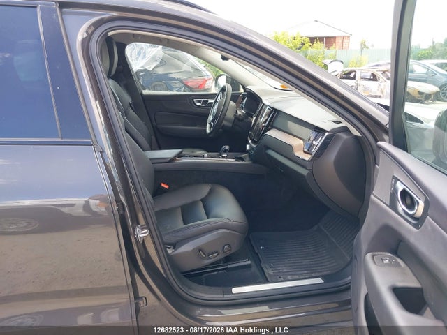 Продажа на аукционе авто 2024 Volvo Xc60 Plus, vin: LYVL12RL9RB882787, номер лота: 12682523