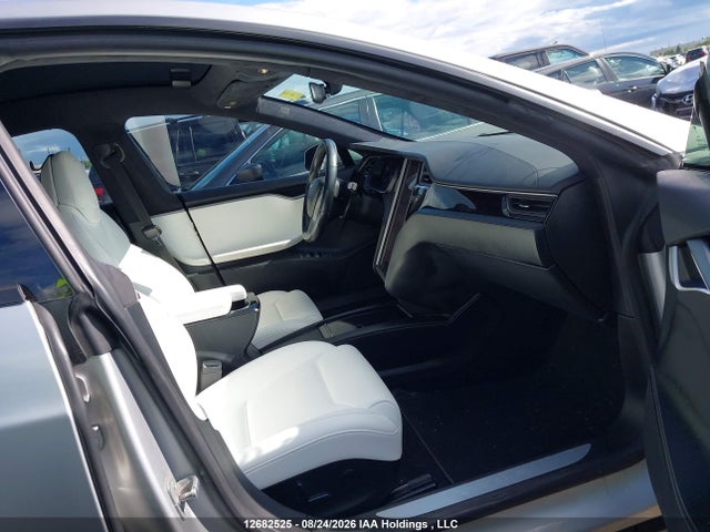 2019 Tesla Model S 100d/75d/long Range/p100d/standard Range მანქანა იყიდება აუქციონზე, vin: 5YJSA1E21KF302150, აუქციონის ნომერი: 12682525