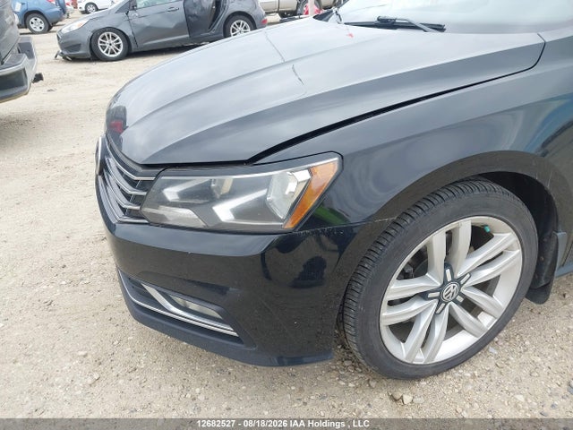Продаж на аукціоні авто 2016 Volkswagen Passat 1.8 Tsi Highline, vin: 1VWCS7A37GC003668, номер лоту: 12682527