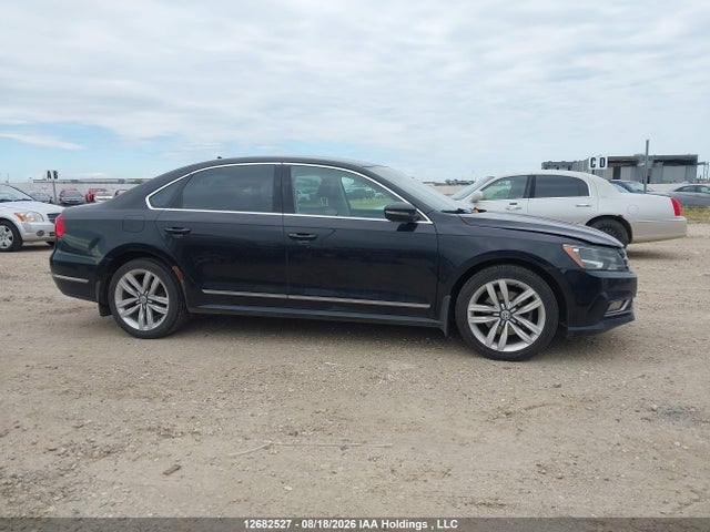 Продаж на аукціоні авто 2016 Volkswagen Passat 1.8 Tsi Highline, vin: 1VWCS7A37GC003668, номер лоту: 12682527