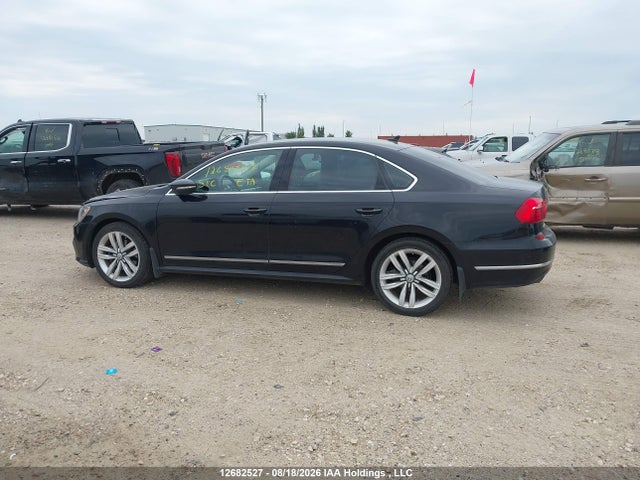 Продаж на аукціоні авто 2016 Volkswagen Passat 1.8 Tsi Highline, vin: 1VWCS7A37GC003668, номер лоту: 12682527